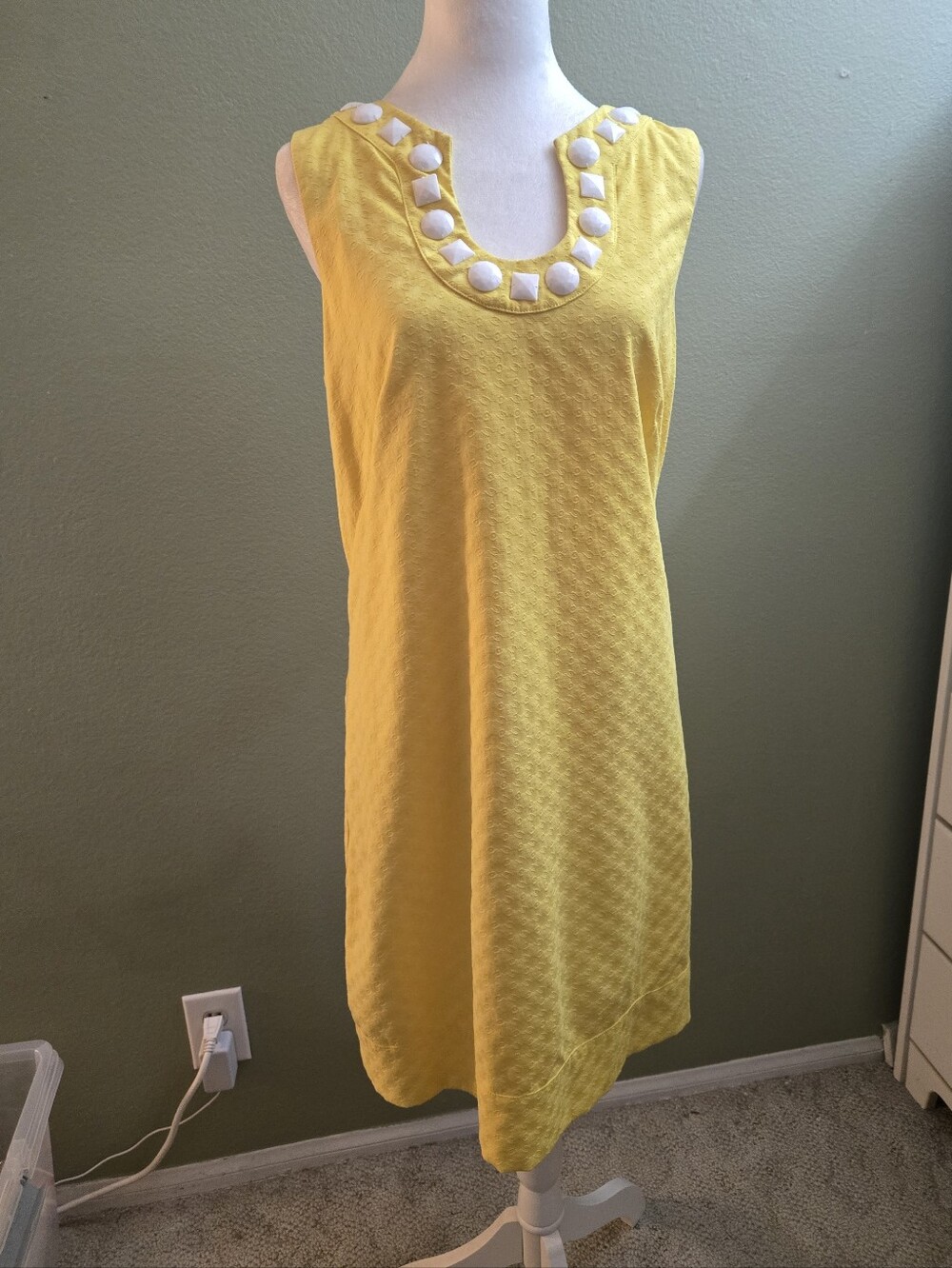 Maggy London Women's Yellow Sleeveless Midi Dress with White Button Trim